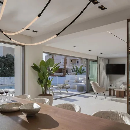 Laxa - Seaside, Elevated Retreat By Etouri