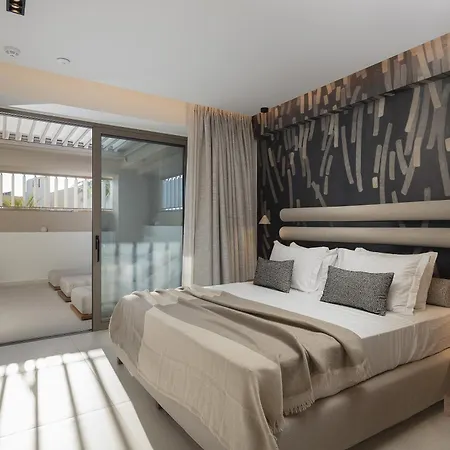 Laxa - Seaside, Elevated Retreat By Etouri Villa
