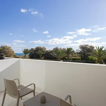 Laxa - Seaside, Elevated Retreat By Etouri Rethimnon