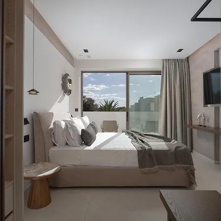 Laxa - Seaside, Elevated Retreat By Etouri *