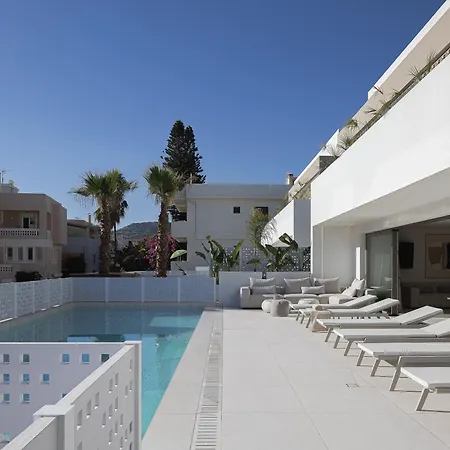 Villa Laxa - Seaside, Elevated Retreat By Etouri *